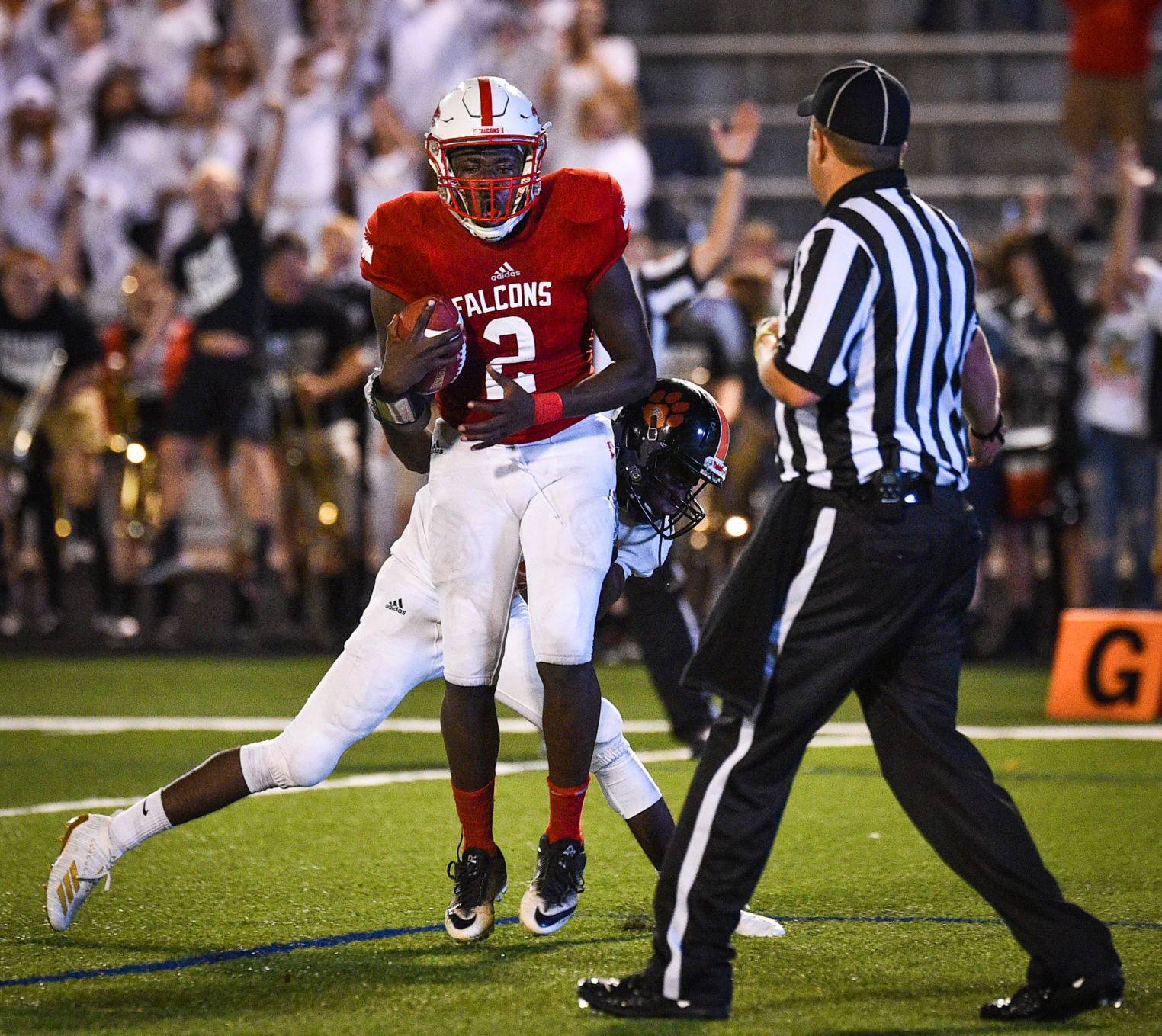 083019-qct-spt-ut-west-football-231a.jpg
